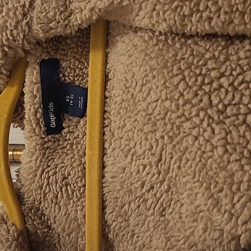 Gap Jacket - Picture 3 of 3